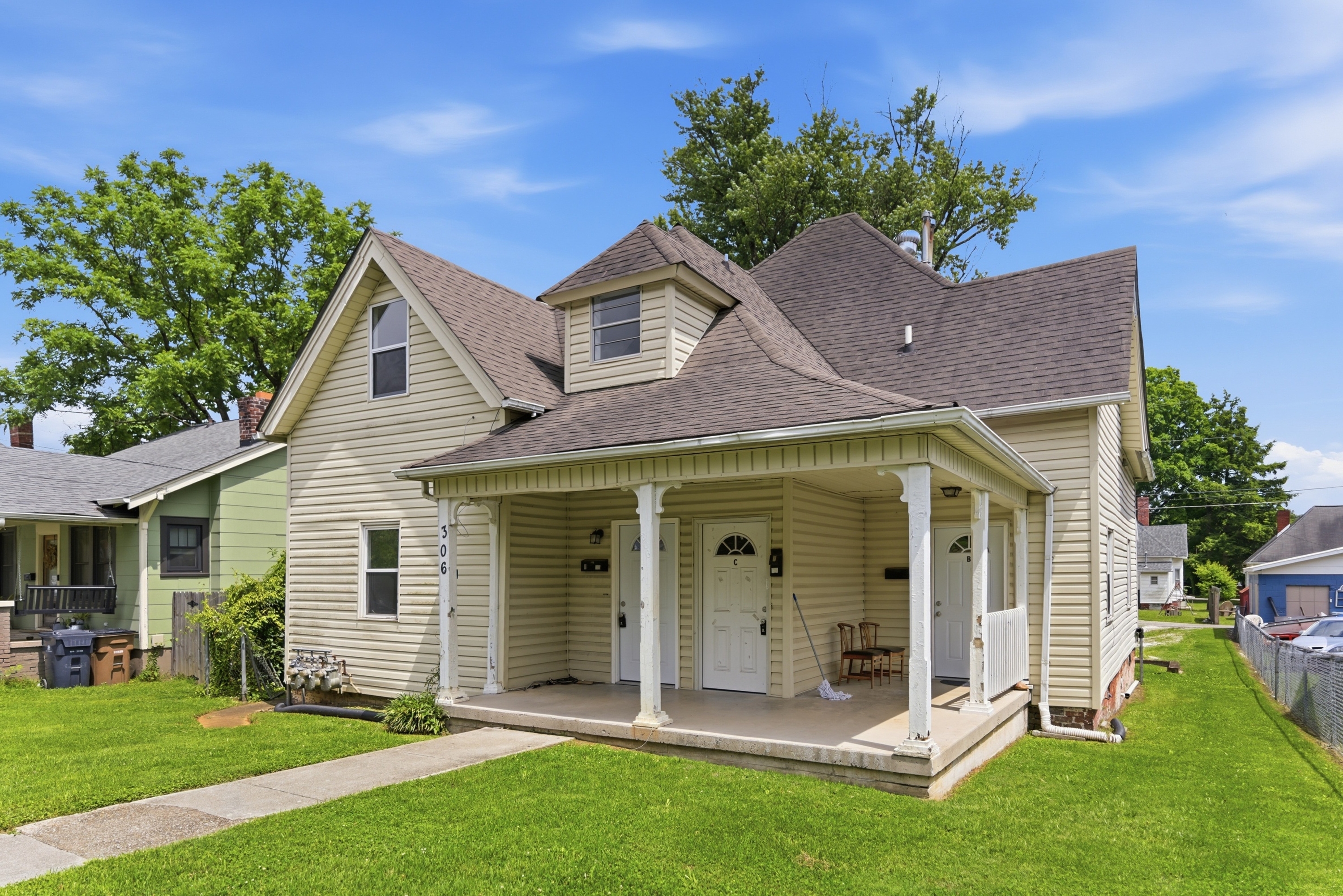 Property main image