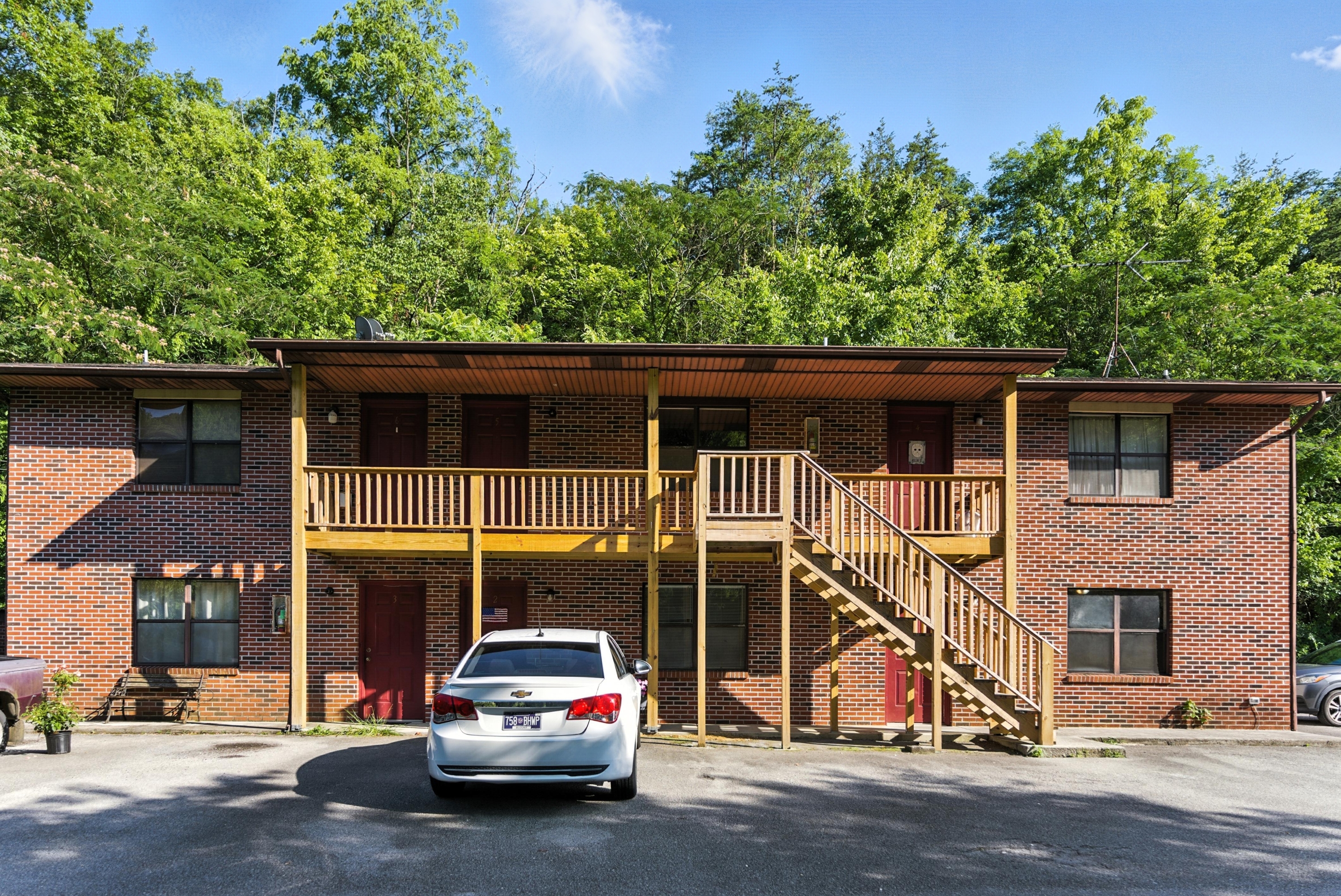 12827 Chapman Highway - 5