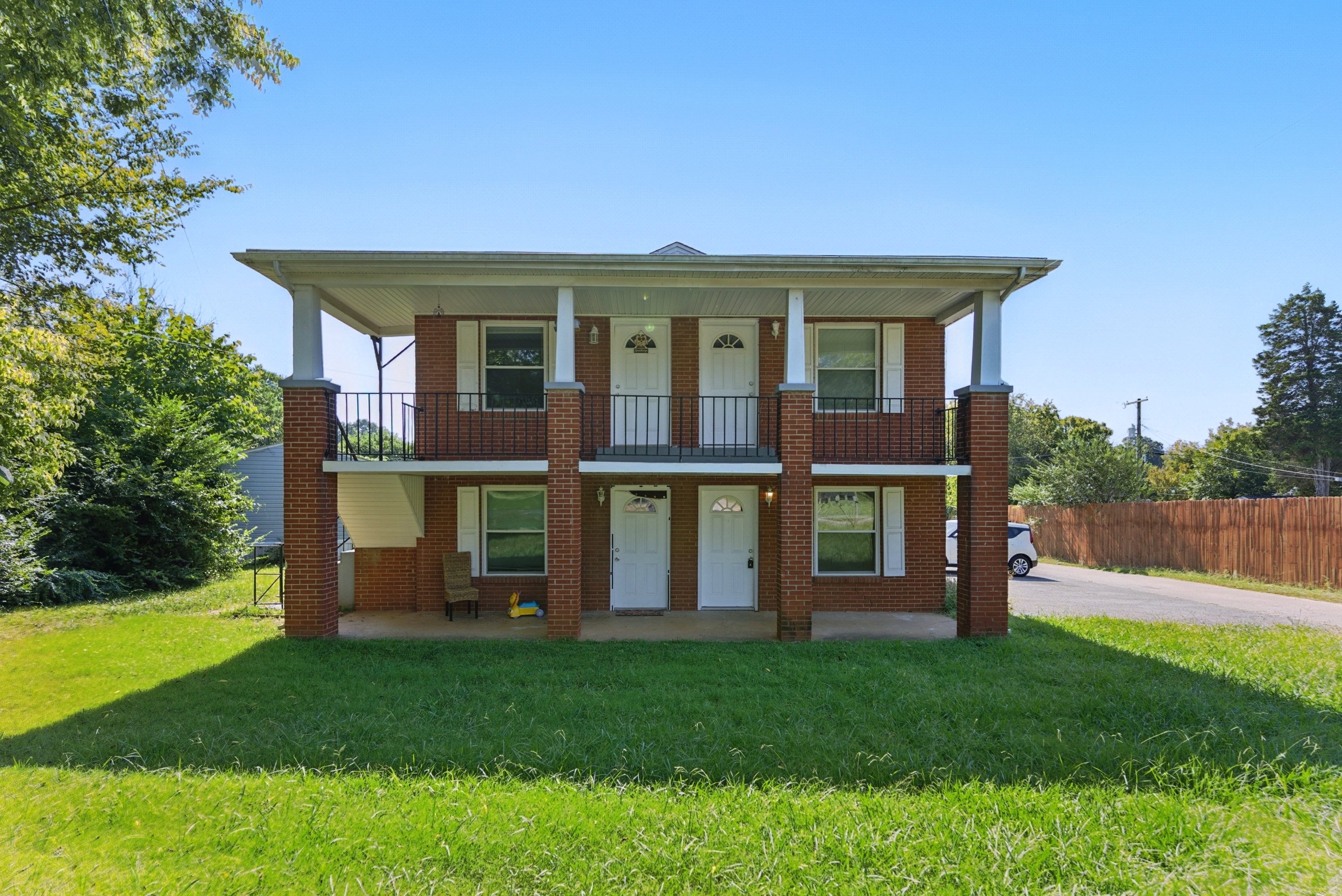 2506 Cecelia Avenue